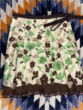 VINTAGE LA BLOOM FLORAL PRINT SKIRT WITH CROCHET HEM AND SEQUINS Y2K MEDIUM